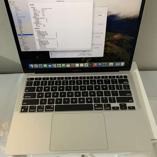 99%New US Apple 13-inch MacBook Air 2020 M1 8GB Ram 256GB SSD - Silver