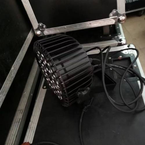 全彩18颗灯珠帕灯