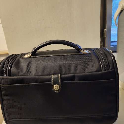 Samsonite 化妝品旅行箱