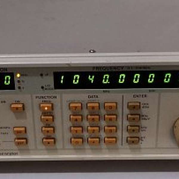 二手 0.1MHz to 1040MHz 高頻信號發生器 (RF Signal Generator )