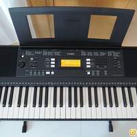 YAMAHA PSR-E343 Portable Keyboard (連琴架) 新淨.