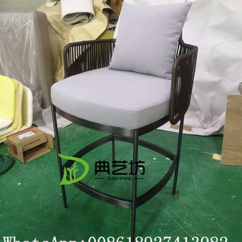 訂造bar櫈，高櫈，吧椅，高腳凳，實木吧椅，定做吧椅，不鏽鋼吧椅，人造皮吧椅，香...
