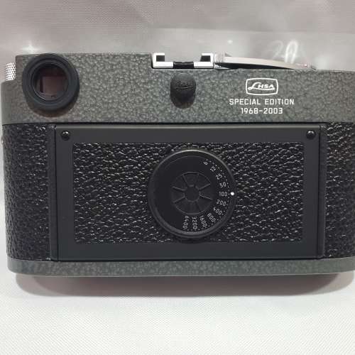Leica MP (全新) + Leicavit M, hammerstone
