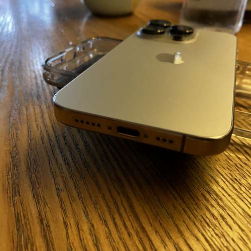 iPhone 15 pro 512G 灰