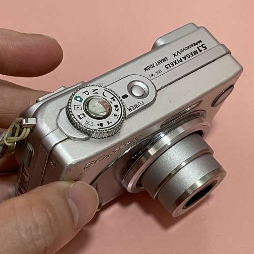 Sony Cyber Shot DSC-W1 digital camera