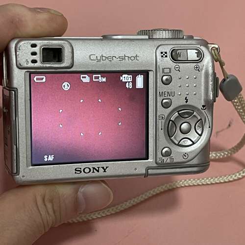 Sony Cyber Shot DSC-W1 digital camera