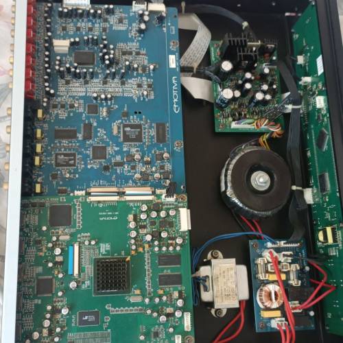 EMOTIVA UMC-1靓声前級，突然起動吾到，不知原因，內外新正錫機，有金屬搖控，合维...