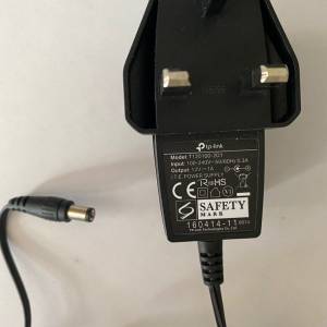 Power supply output : 12V 1A