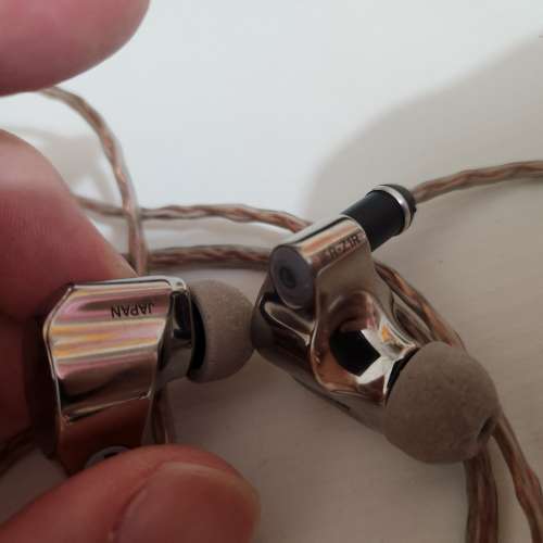 [出售] 二手Sony Wm1zm2 金𥖁2 及 Ier Z1r  不散賣