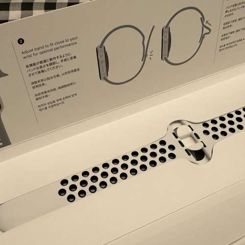Apple Watch Series 42/44/45mm 運動型手錶帶 行貨 黑白色 100%全新 只是開封檢查 ...