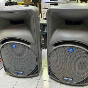 Mackie C300z - Compact 300 Watt 2-Way Passive PA Speaker