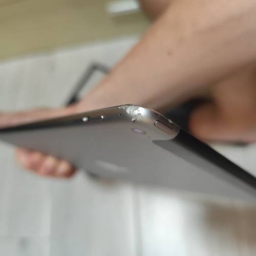 iPad air 2 16Gb LTE 交換 apple watch S4