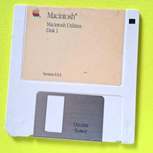 1988年 蘋果白機磁碟 Mac Macintosh Utilities 6.0.3 Apple Floppy Disk