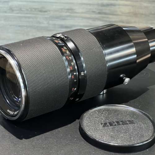 Contarex Carl Zeiss Vario Sonnar 85-250mm f4 Zoom Lens