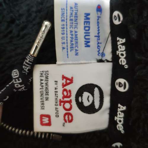 Aape x champion 外套