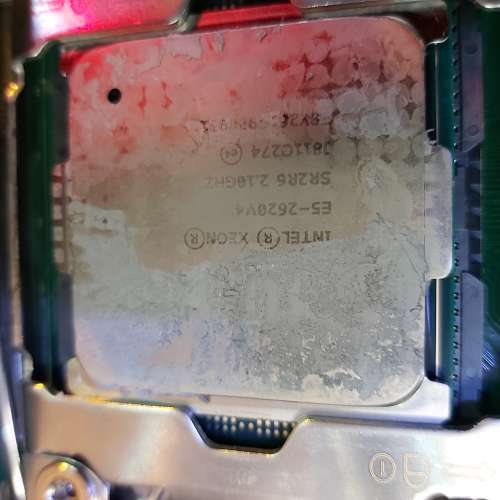 Intel Xeon E5-2620 V4  有2粒,可連底板買