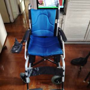 Advanced 可摺合電動輪椅
