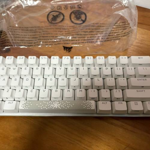 青軸無線鍵盤K70 PRO MINI WIRELESS 99%New  白色