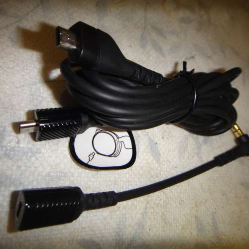 ARCTIS PRO 主要耳機纜線組合包