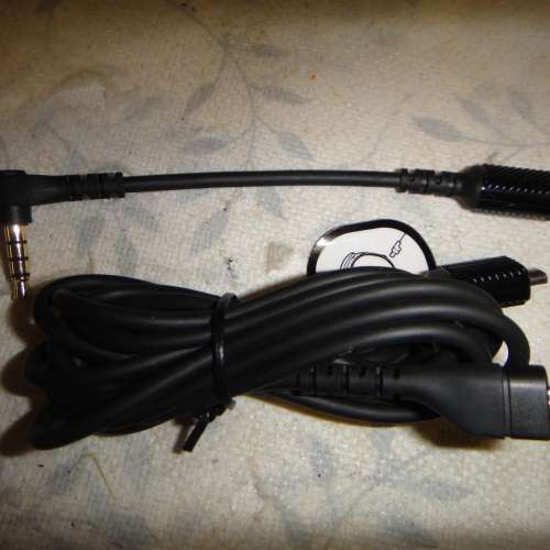 ARCTIS PRO 主要耳機纜線組合包