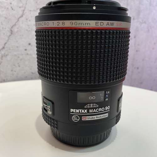 Pentax D FA645 90mm f2.8 macro lens