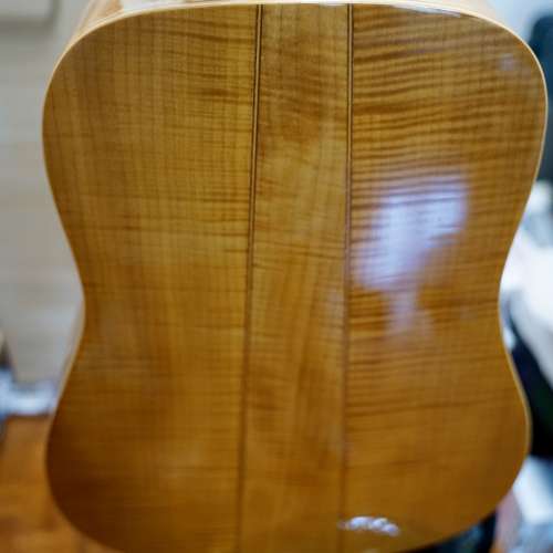 Simon & Patrick Showcase Flame Maple Guitar