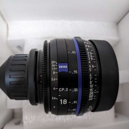 ZEISS CP.3 18mm T2.9 Compact Prime Lens (PL Mount, Feet)