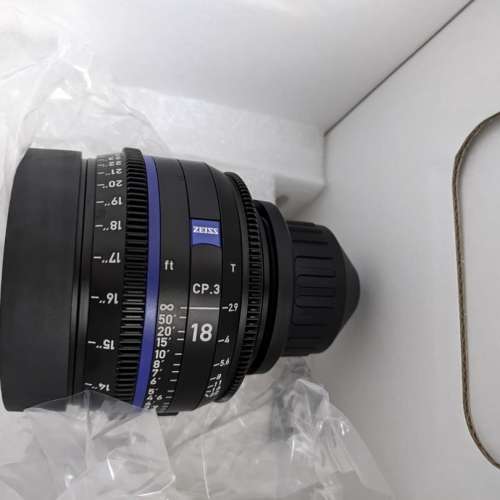 ZEISS CP.3 18mm T2.9 Compact Prime Lens (PL Mount, Feet)