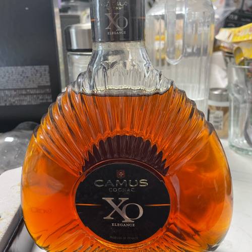 卡幕金花700ml禮盒裝（連兩個玻璃杯）
