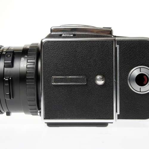 Hasselblad 501CM Film Camera & Carl Zeiss Planar 80mm f/2.8 T* Lens