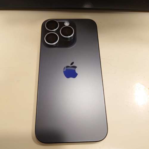 iPhone 15 pro 256黑