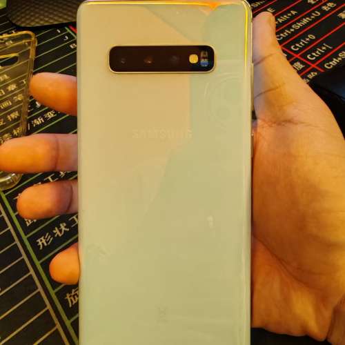 三星  Samsung Galaxy S10+ plus 128GB 8GB Ram (SM-G9750)