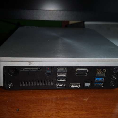 (迷你電腦) Asus VivoPC VM40B Mini PC (正常運作)