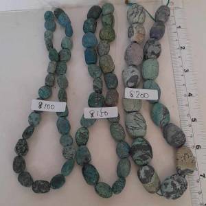 天然非洲松石不定型珠串。單條價錢如照片顯示 三條8折。no.18.4.24