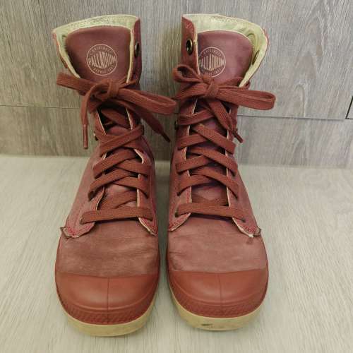 90%新正版Palladium女裝棗紅色真皮兩著中/短boots