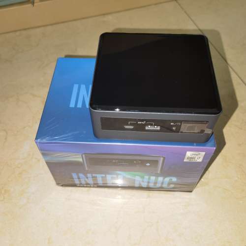 INTEL NUC10  i7 6 core， 64G Ram ，250G SATA ssd