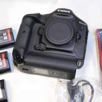 95% New Canon-1DX 行貨配件齊