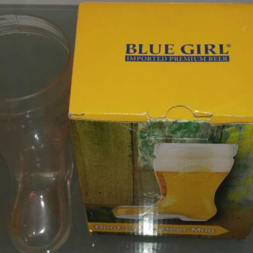 全新 籃妹啤酒杯 BLUE GIRL BOOT-SHAPE BEER MUG