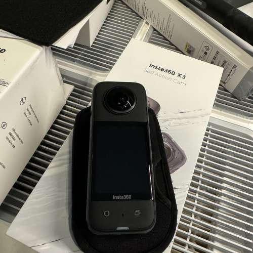 Insta360 X3 with invisible dive kit with action invisible selfie stick