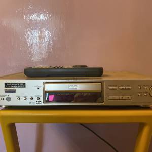 SONY DVD 機型號 DVP-S745D