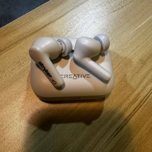 Creative zen air plus 降噪耳機