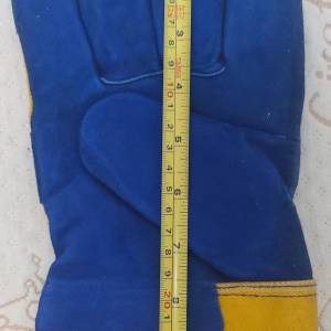 全新 藍+黃色燒焊手套一對 厚料燒焊手襪 勞工手套 建築手套 野營燒烤手套 耐磨 耐熱...