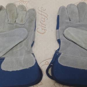 全新 灰+藍色燒焊手套一對 燒焊手襪 勞工手套 建築手套 野營燒烤手套 耐磨 耐熱 寵...