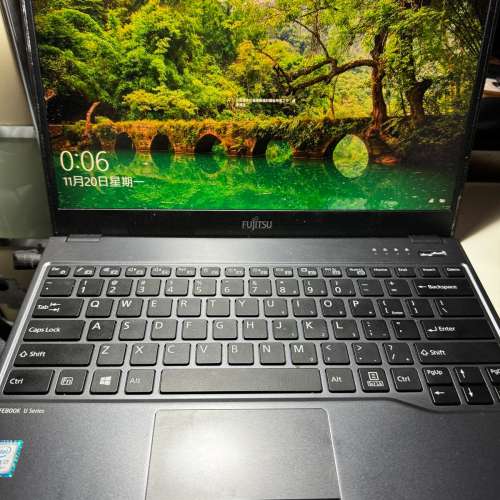 85% 新 Fujitsu Lifebook U Series i7 CPU