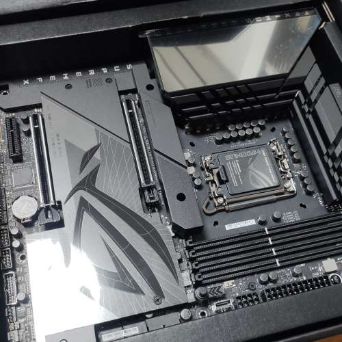 ASUS ROG MAXIMUS Z790 DARK HERO