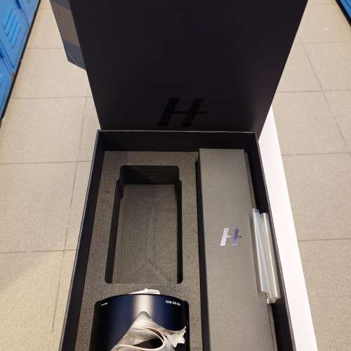 Hasselblad XCD 35-75 3.5/4.5 zoom lens X2D