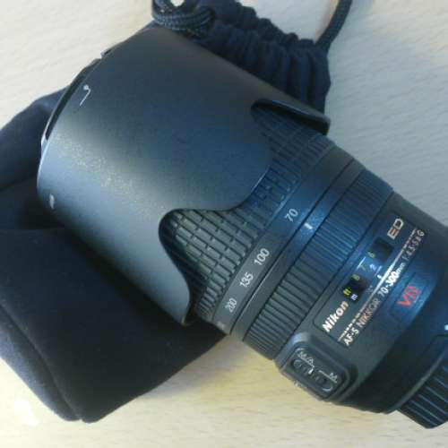 Nikon  AF-S 70-300mm f4.5-5.6 G VR