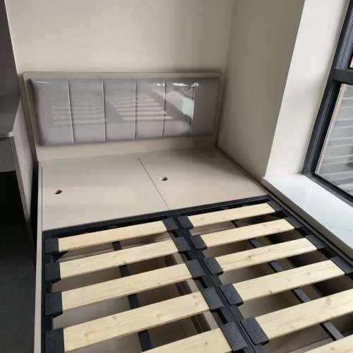 Brand new storage solid wood bed