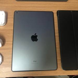 Black - Full set 99%new iPad 8 128gb WiFi only battery 100% one month warr