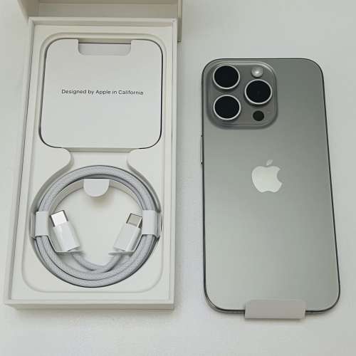 100％全新 iphone 15 pro 原色 128GB （香港行貨）